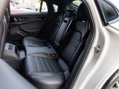 2026 Porsche Panamera Panamera 4