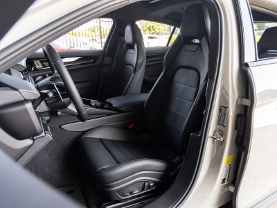 2026 Porsche Panamera Panamera 4
