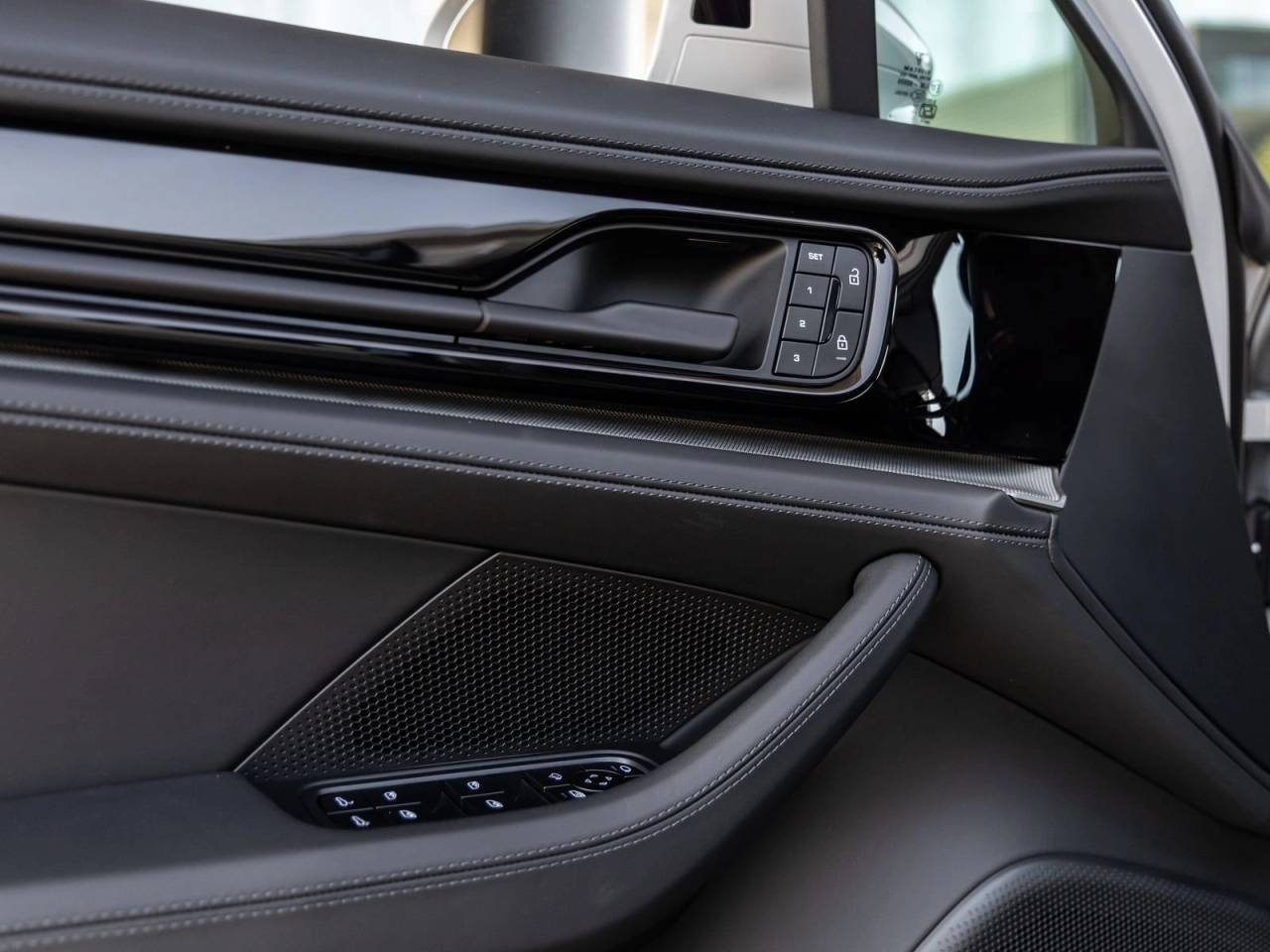 2026 Porsche Panamera Panamera 4