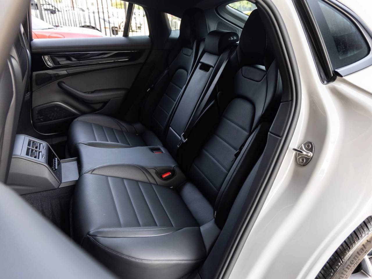 2026 Porsche Panamera Panamera 4