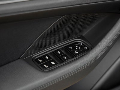 2026 Porsche Panamera RWD