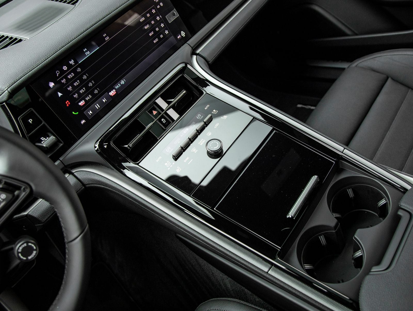 2026 Porsche Panamera RWD