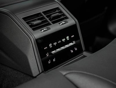 2026 Porsche Panamera RWD