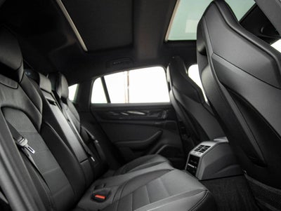 2026 Porsche Panamera RWD