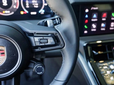 2025 Porsche Panamera 4