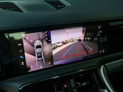 2025 Porsche Panamera 4