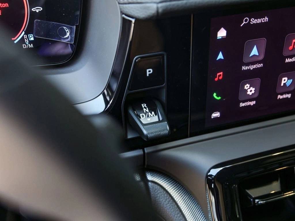 2025 Porsche Panamera 4