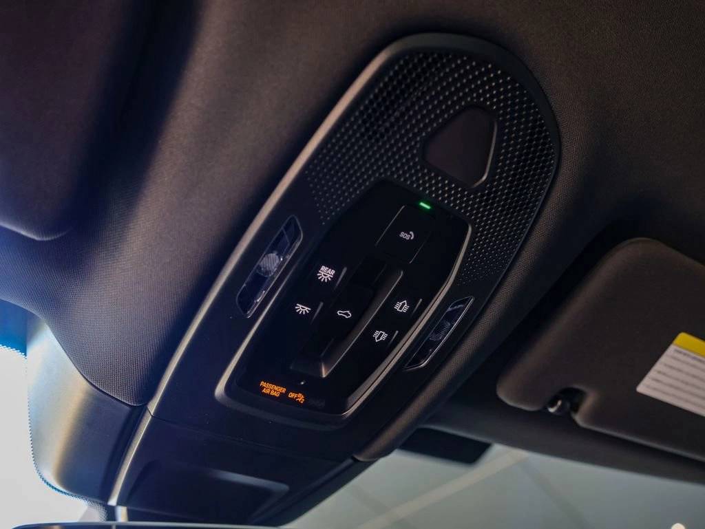 2025 Porsche Panamera 4