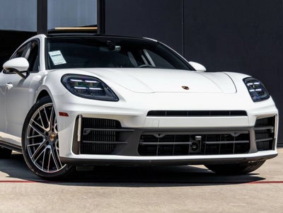 2025 Porsche Panamera Panamera