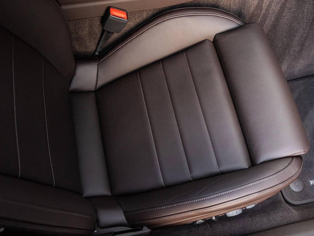 2026 Porsche Panamera Panamera 4