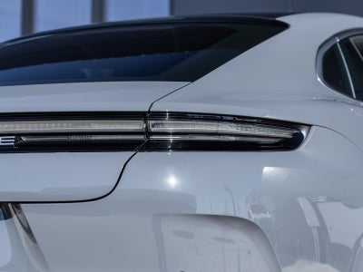 2025 Porsche Panamera Panamera 4