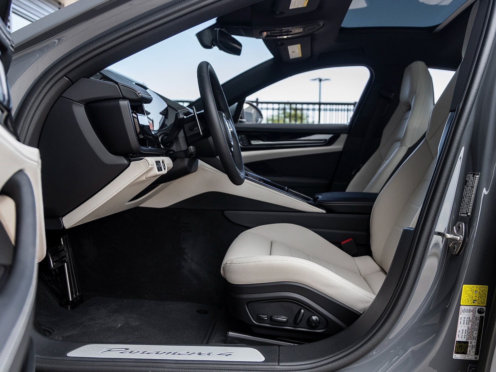 2025 Porsche Panamera Panamera 4