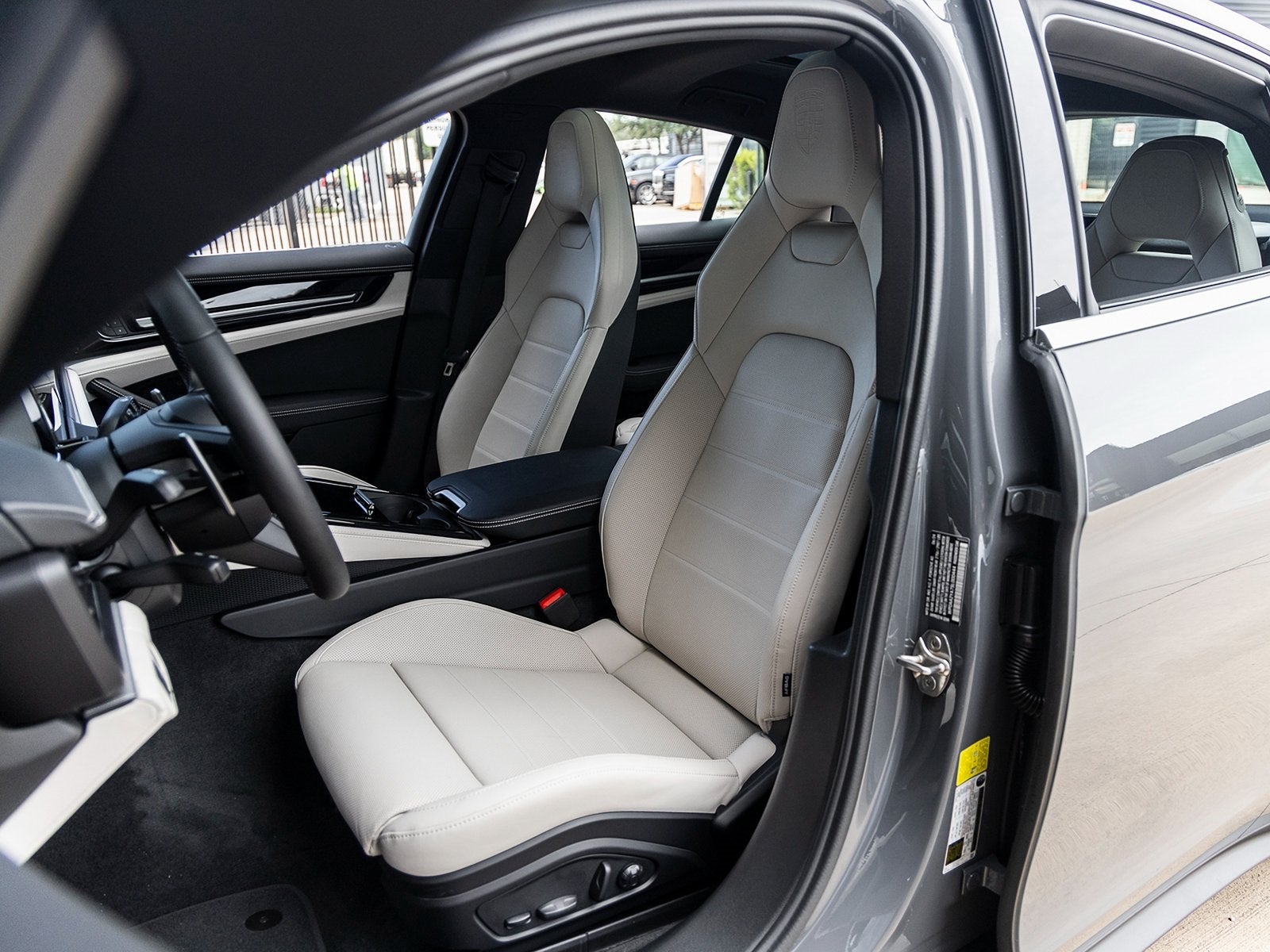 2025 Porsche Panamera Panamera 4