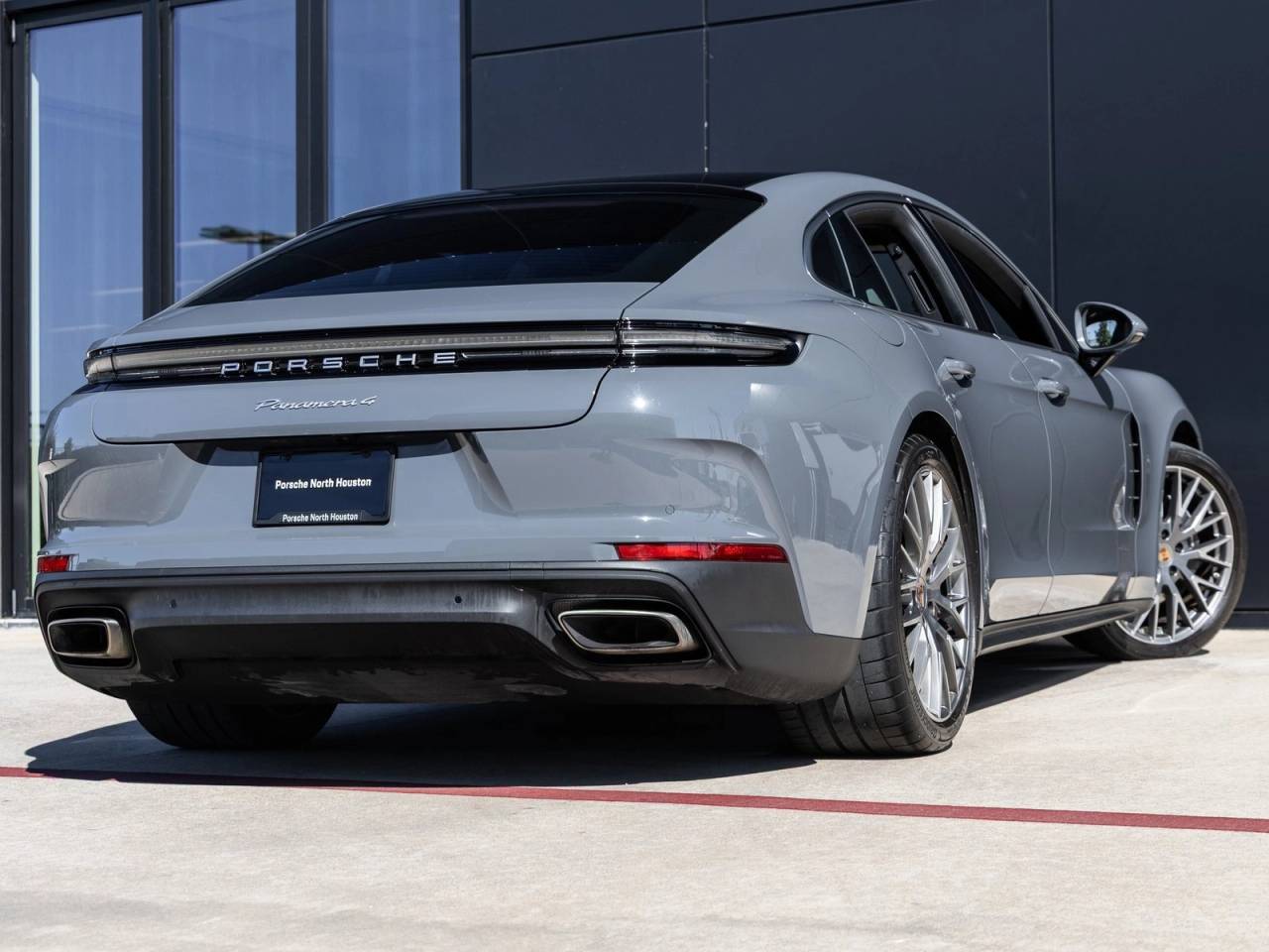 2025 Porsche Panamera Panamera 4