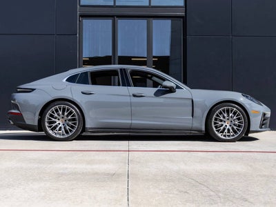 2025 Porsche Panamera Panamera 4