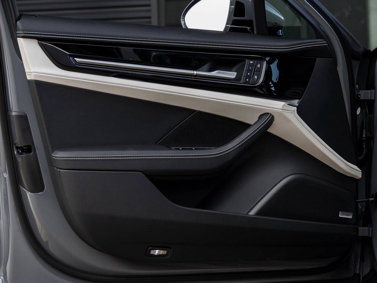 2025 Porsche Panamera Panamera 4