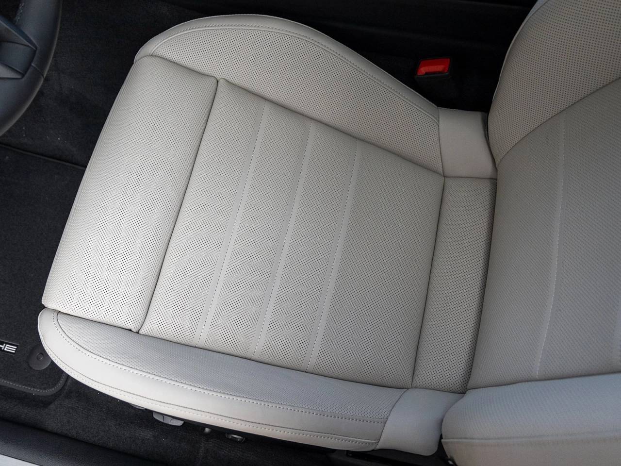 2025 Porsche Panamera Panamera 4