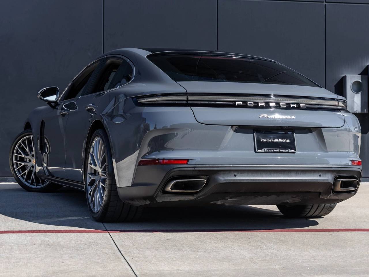 2025 Porsche Panamera Panamera 4