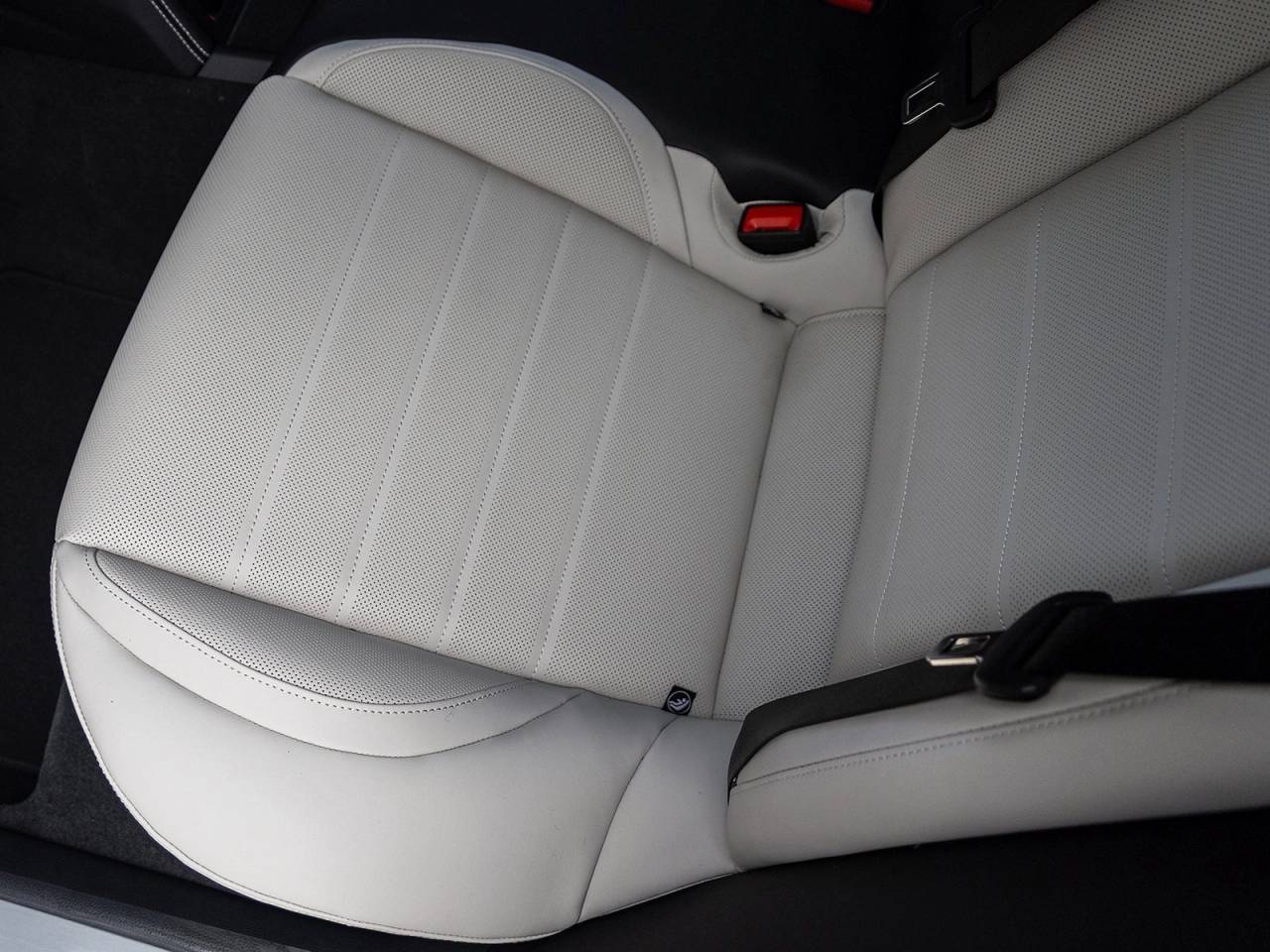 2025 Porsche Panamera Panamera 4