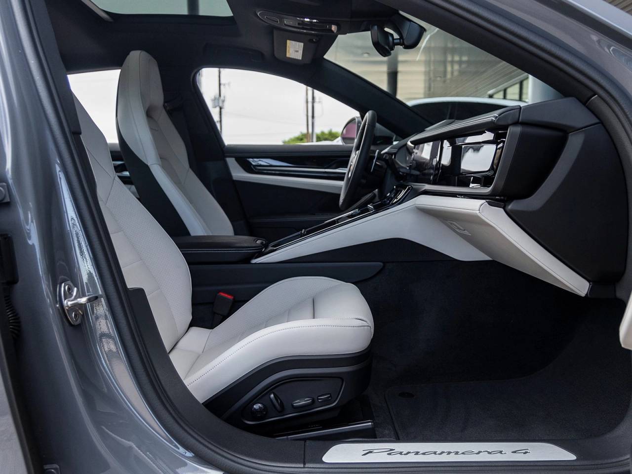2025 Porsche Panamera Panamera 4