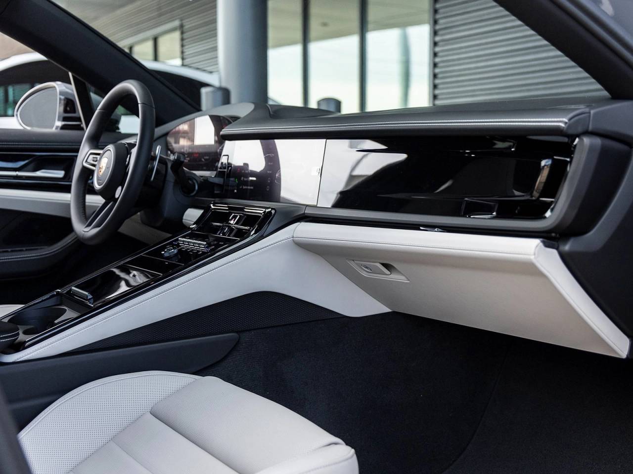 2025 Porsche Panamera Panamera 4