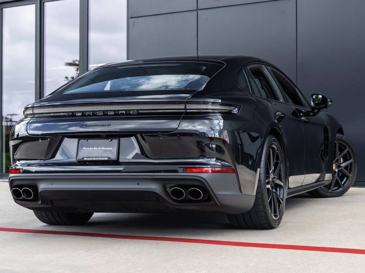 2025 Porsche Panamera RWD