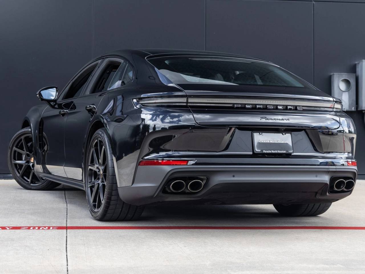 2025 Porsche Panamera RWD