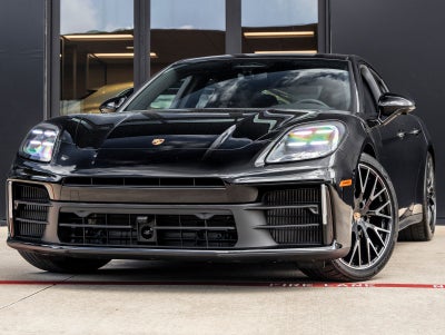 2026 Porsche Panamera RWD
