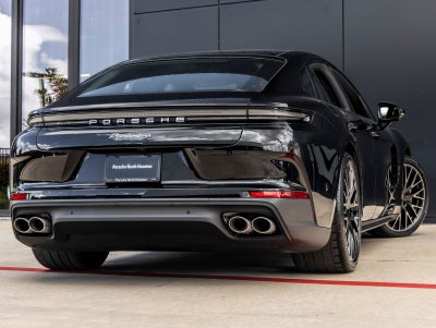2026 Porsche Panamera RWD