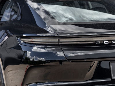 2026 Porsche Panamera RWD