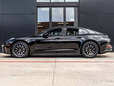 2026 Porsche Panamera RWD