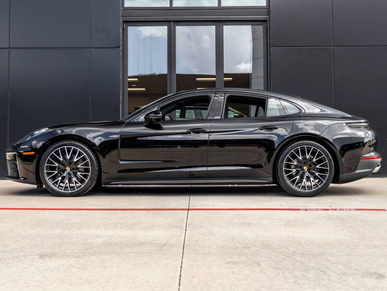 2026 Porsche Panamera RWD