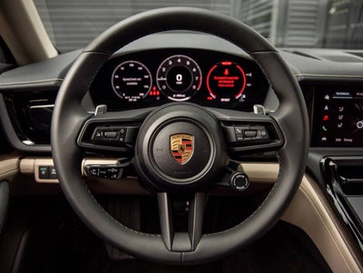 2026 Porsche Panamera Panamera 4