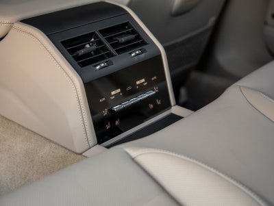 2025 Porsche Panamera Panamera