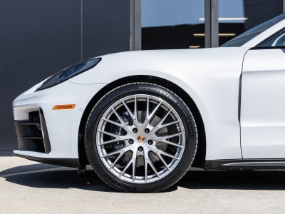2026 Porsche Panamera Panamera 4