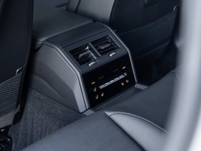 2026 Porsche Panamera Panamera 4