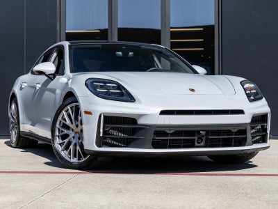 2026 Porsche Panamera Panamera 4