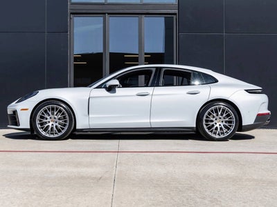 2026 Porsche Panamera Panamera 4