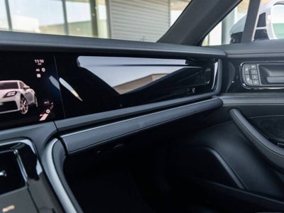 2026 Porsche Panamera Panamera 4