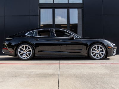2026 Porsche Panamera Panamera 4