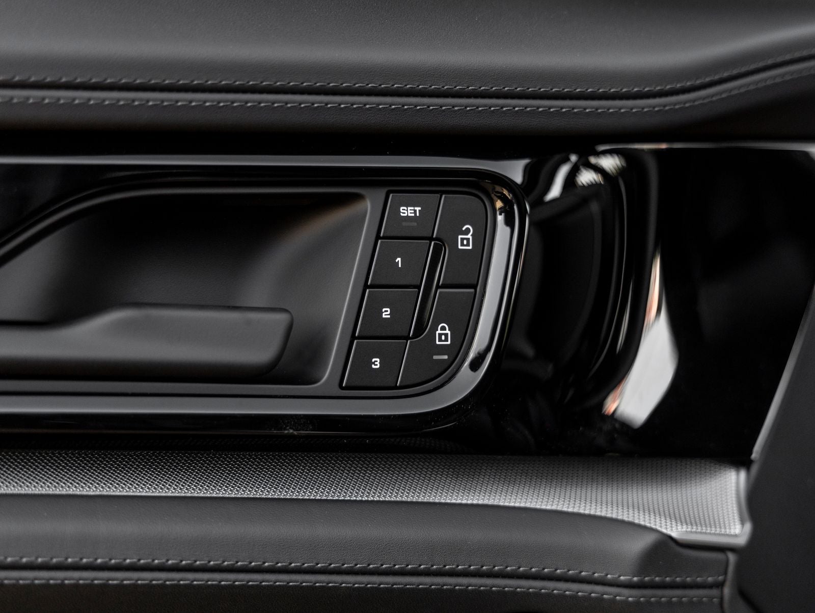 2026 Porsche Panamera Panamera 4