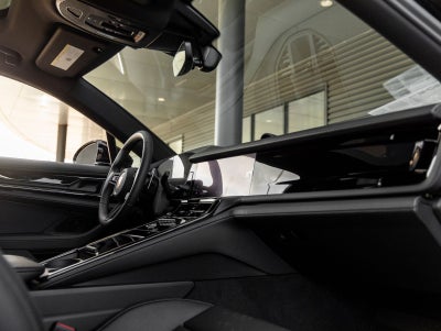 2026 Porsche Panamera Panamera 4