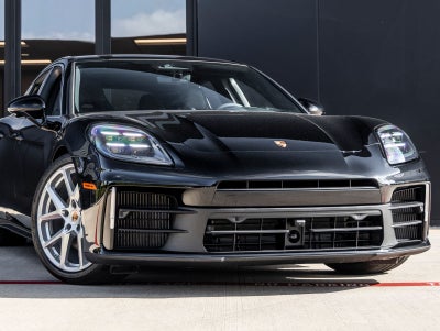 2026 Porsche Panamera Panamera 4