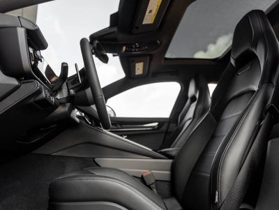 2026 Porsche Panamera Panamera 4