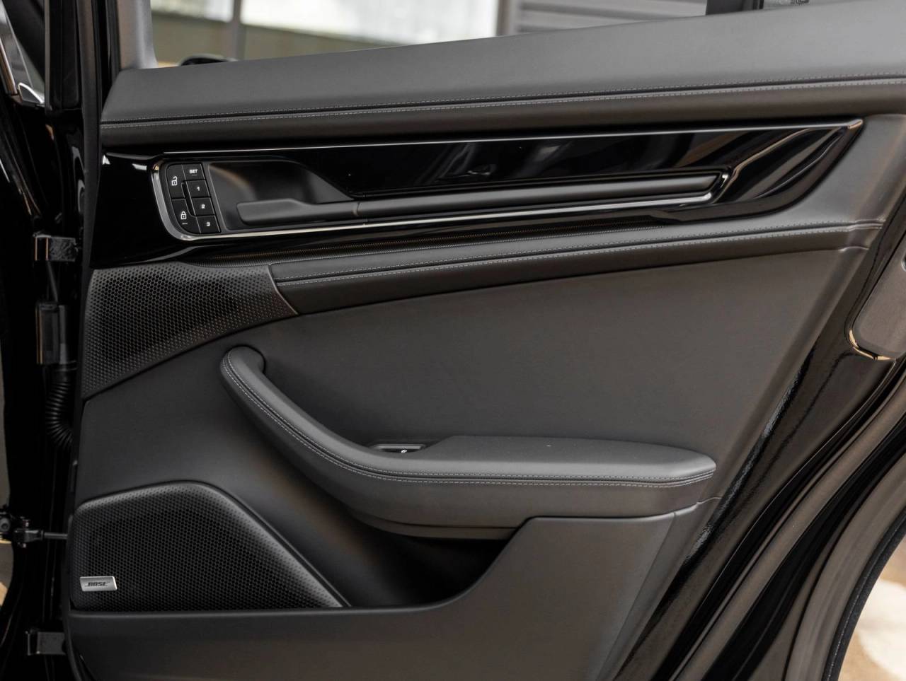 2026 Porsche Panamera Panamera 4