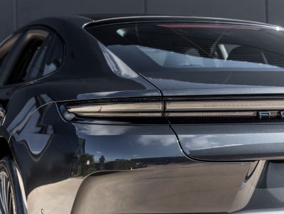 2026 Porsche Panamera Panamera