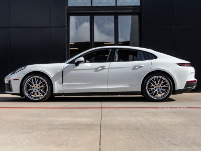 2026 Porsche Panamera Panamera 4