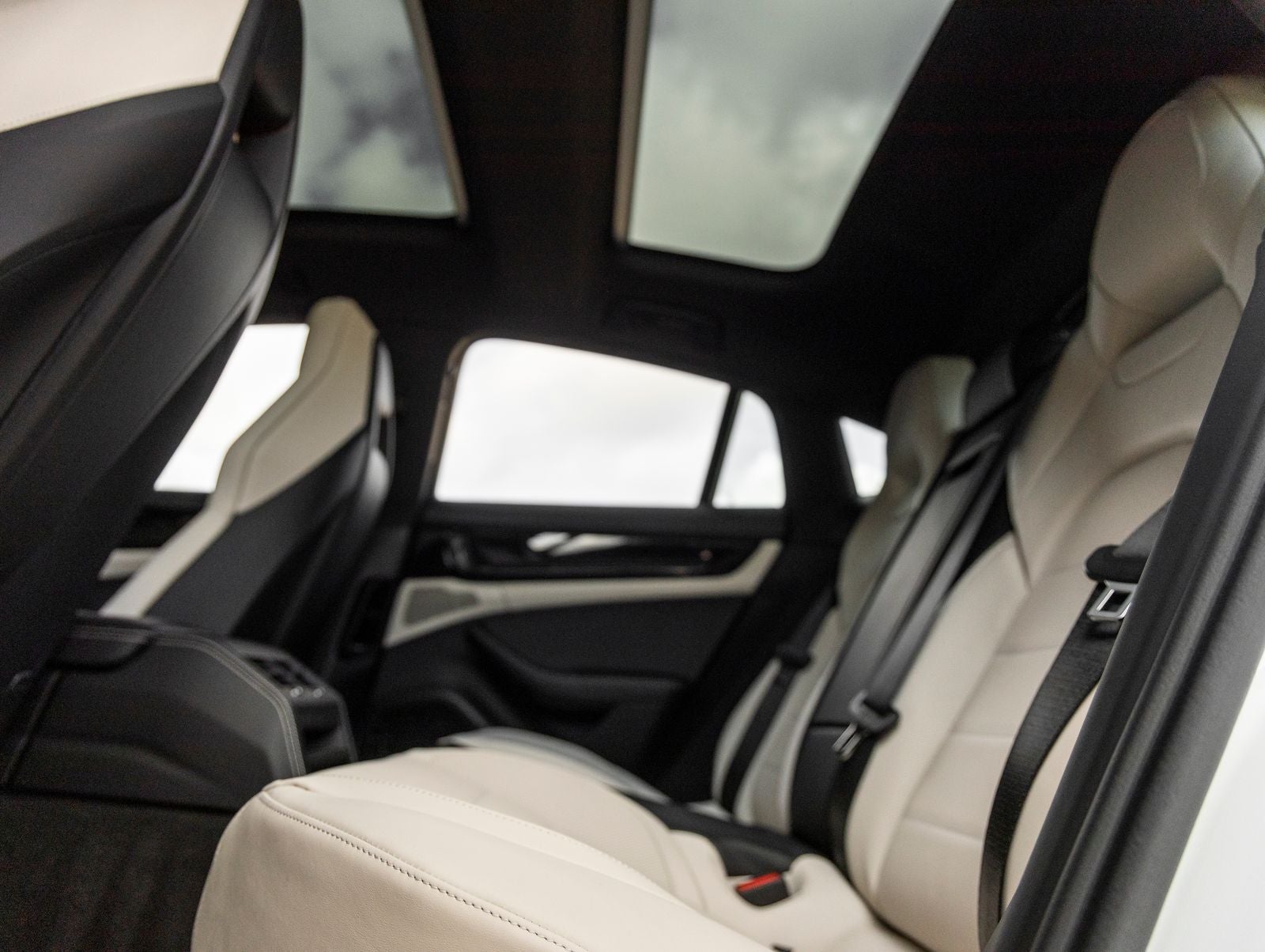 2026 Porsche Panamera Panamera 4