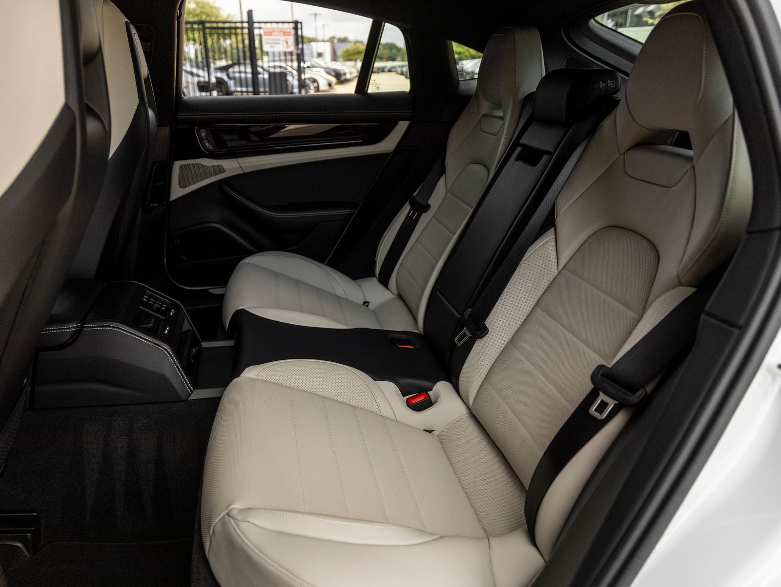 2026 Porsche Panamera Panamera 4