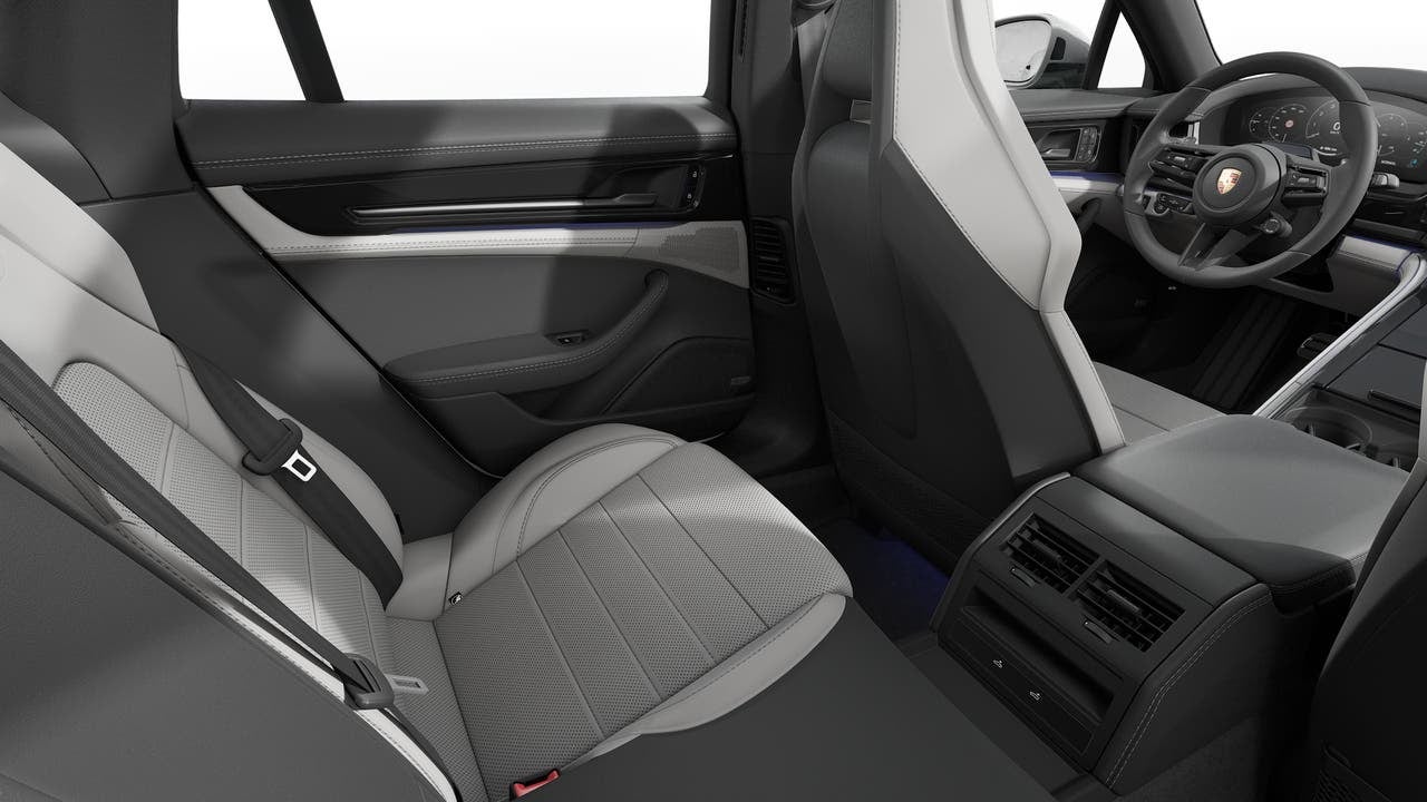 2026 Porsche Panamera Panamera 4